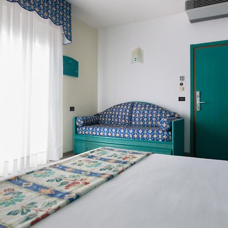 Hotel Brioni Mare Lido di Jesolo Esterno foto