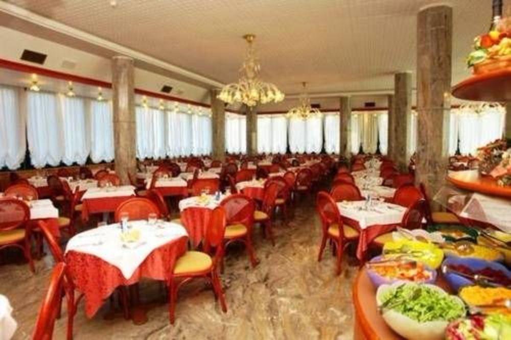 Hotel Brioni Mare Lido di Jesolo Esterno foto