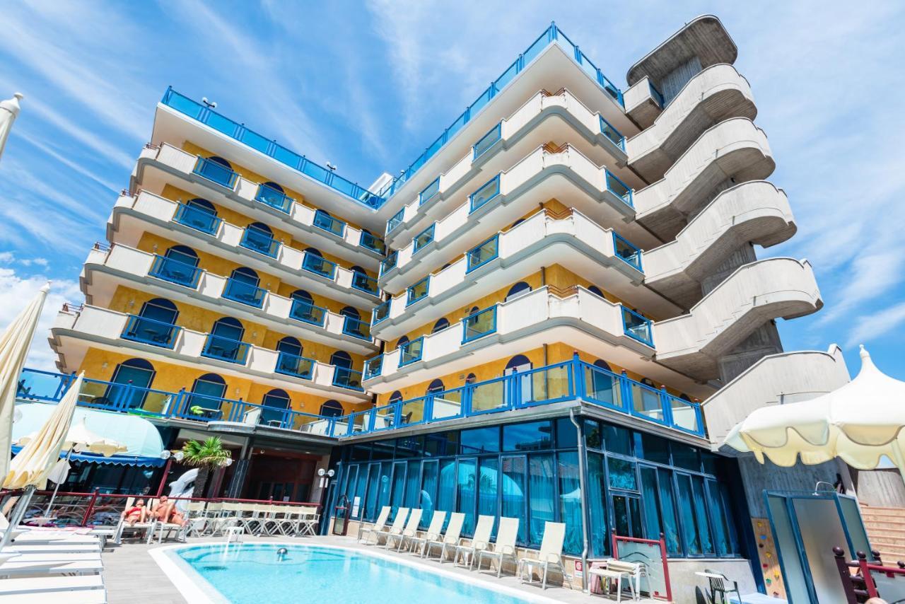 Hotel Brioni Mare Lido di Jesolo Esterno foto